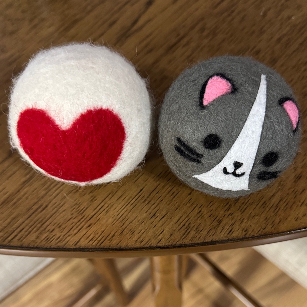Cute Cat and Heart Felt Balls
